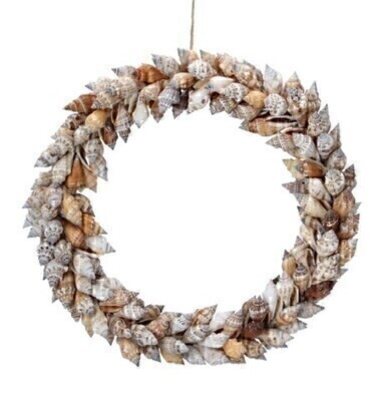 <p>Decorative Shell Door Wreath made from Chula Shells by designer Gisela Graham. This seashell hanging door wreath is a statement piece all doors deserve. Would make an ideal gift for someone special or as a treat to yourself to hang on your front door or internal door or wall. Also available in different shell designs. Size (LxWxD) 27x27x7cm</p>